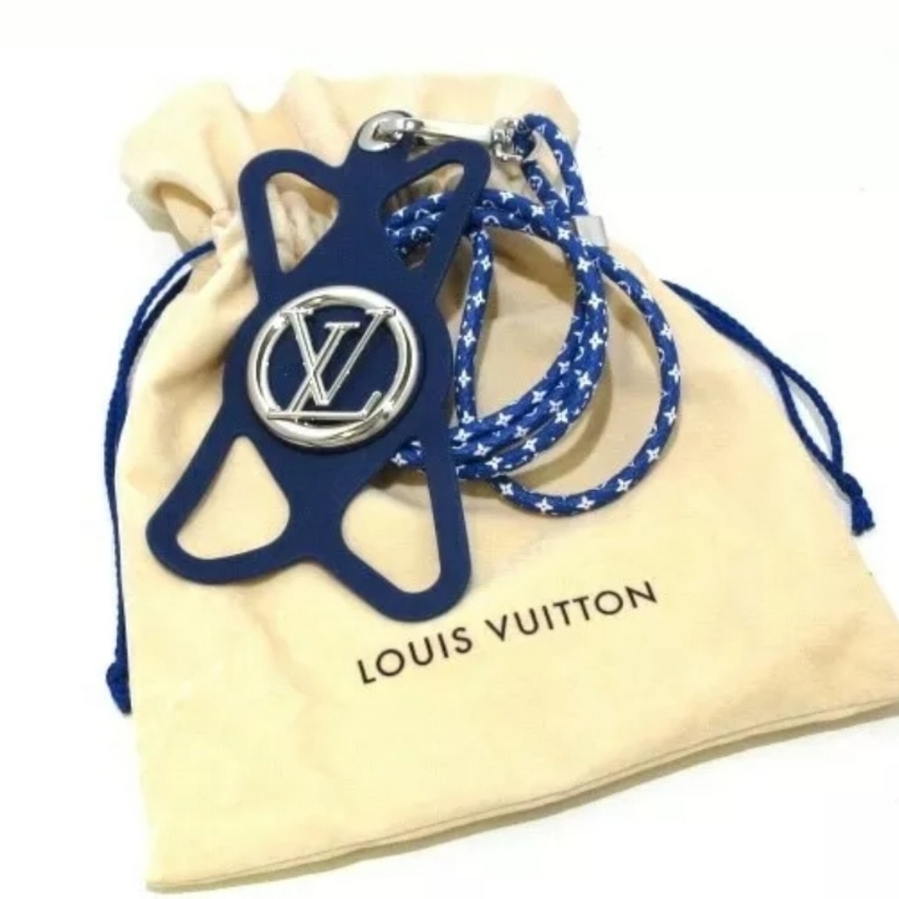 Phone Holder By Louis Vuitton Fits All Cell Phones Escale Monogram Edition